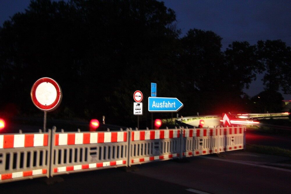 IMG 0774a Strae mit Durchfahrt verboten