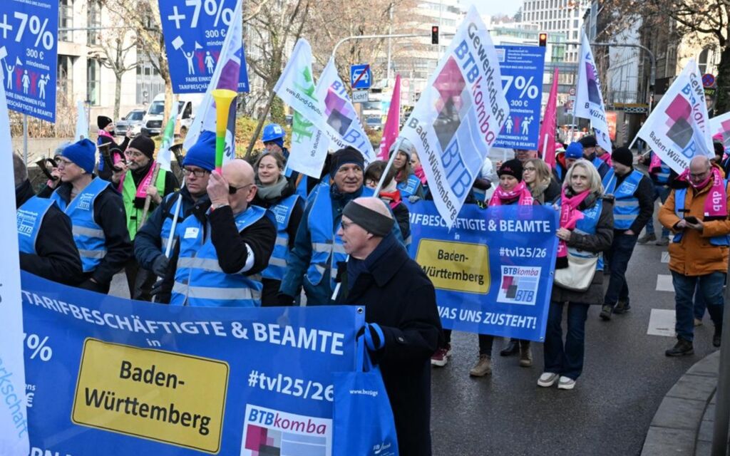 7f4ed4c7 b4af 462d 831c d91849ee3b09